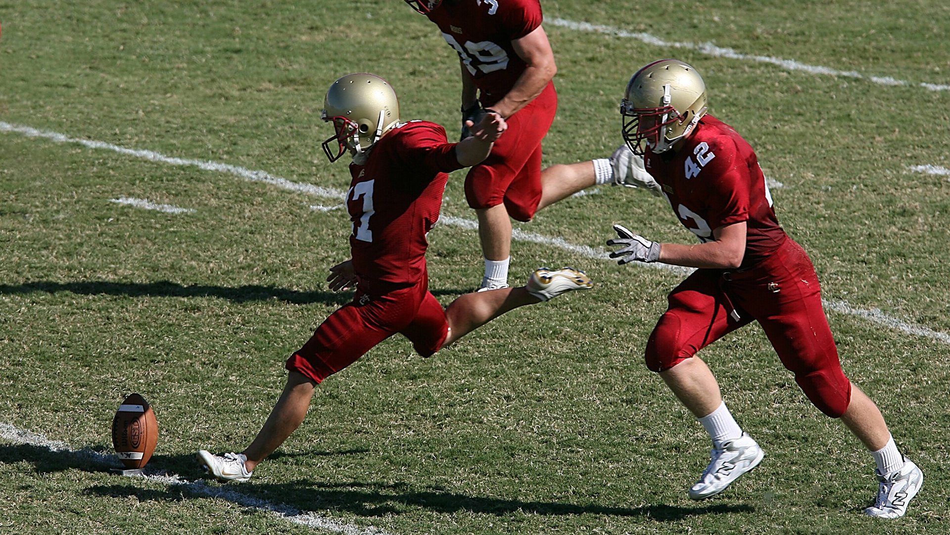 东亚杯中国足球惨败 球迷呼吁加强训练体系，东亚足球联合会杯